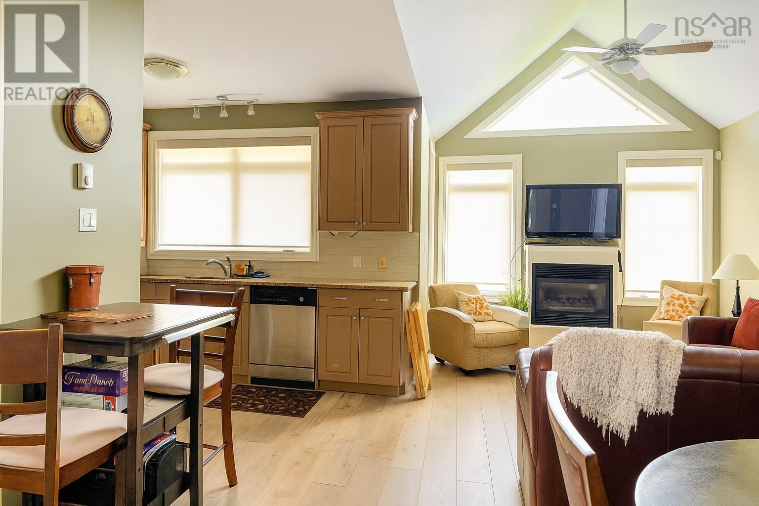 7 Bell Bay Way, Baddeck, Nova Scotia  B0C 1H0 - Photo 11 - 202528336