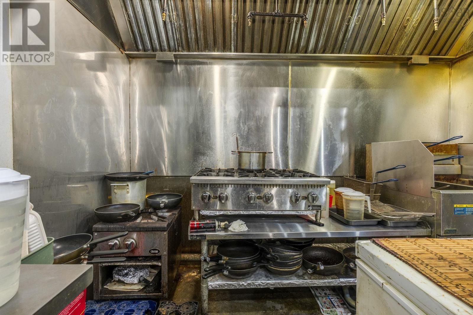 C-11 56 Supreme Court, Halifax, Nova Scotia  B3N 0E6 - Photo 11 - 202528356