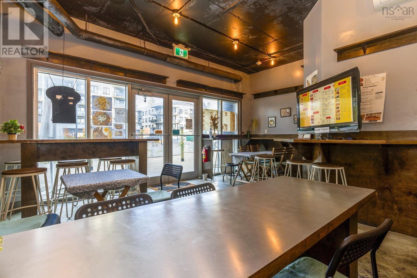 C-11 56 Supreme Court, Halifax, Nova Scotia  B3N 0E6 - Photo 4 - 202528356