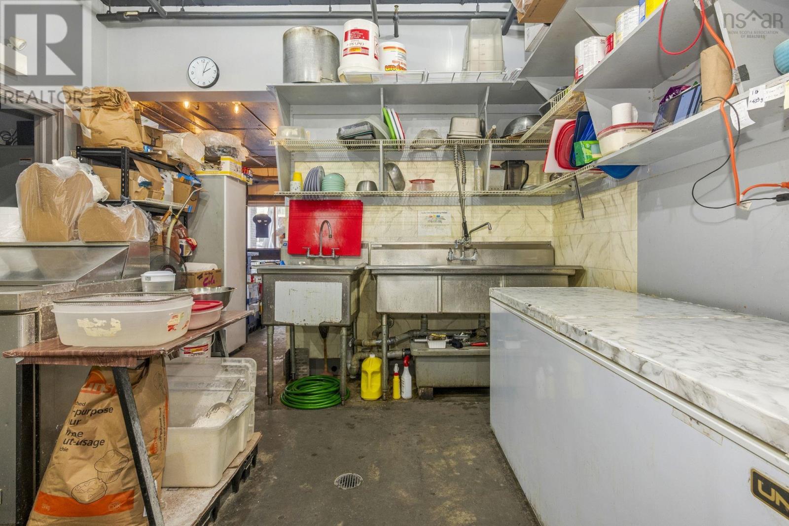 C-11 56 Supreme Court, Halifax, Nova Scotia  B3N 0E6 - Photo 9 - 202528356