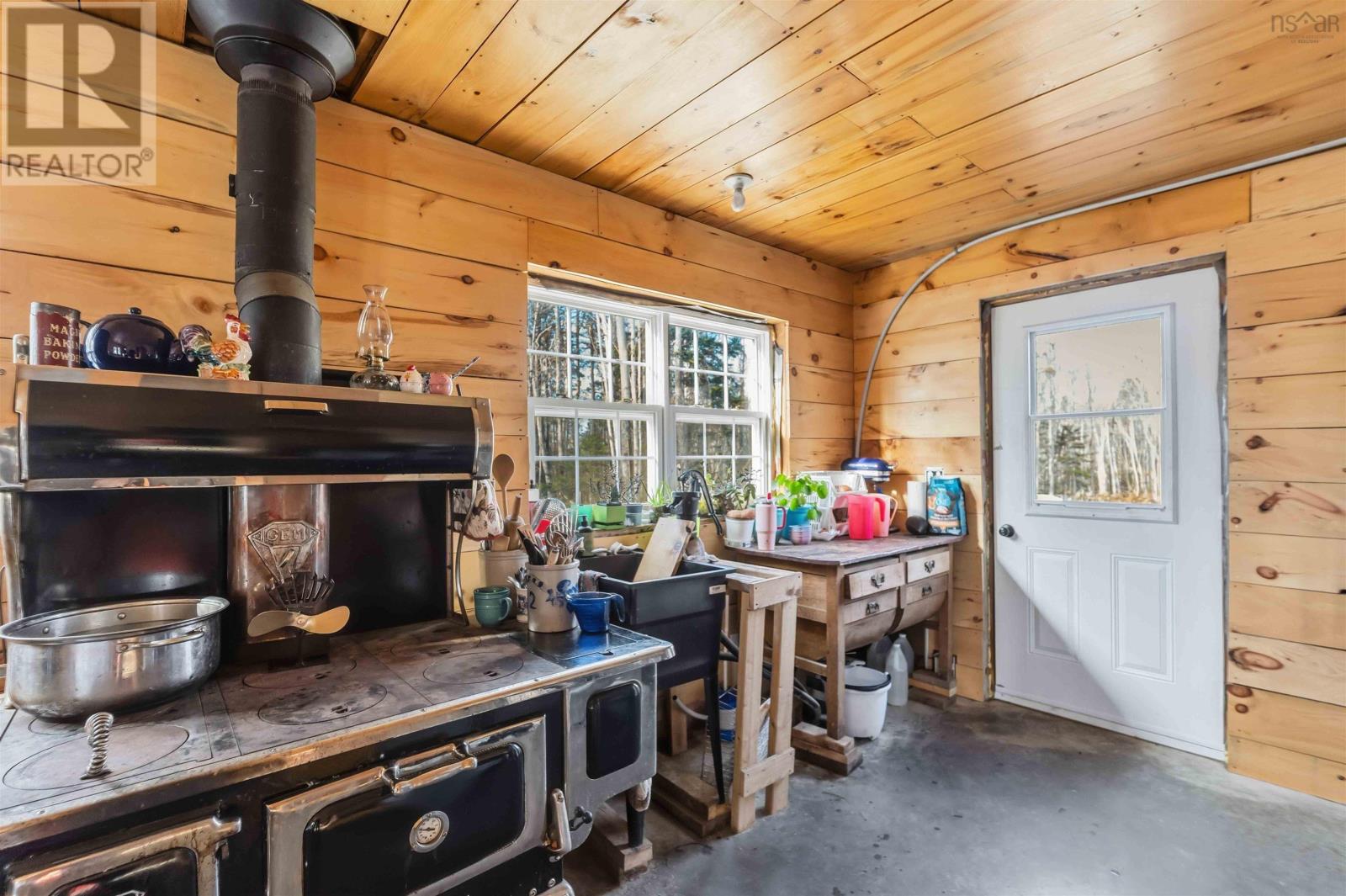 788 Purdy Road, Waldeck West, Nova Scotia  B0S 1J0 - Photo 11 - 202528454