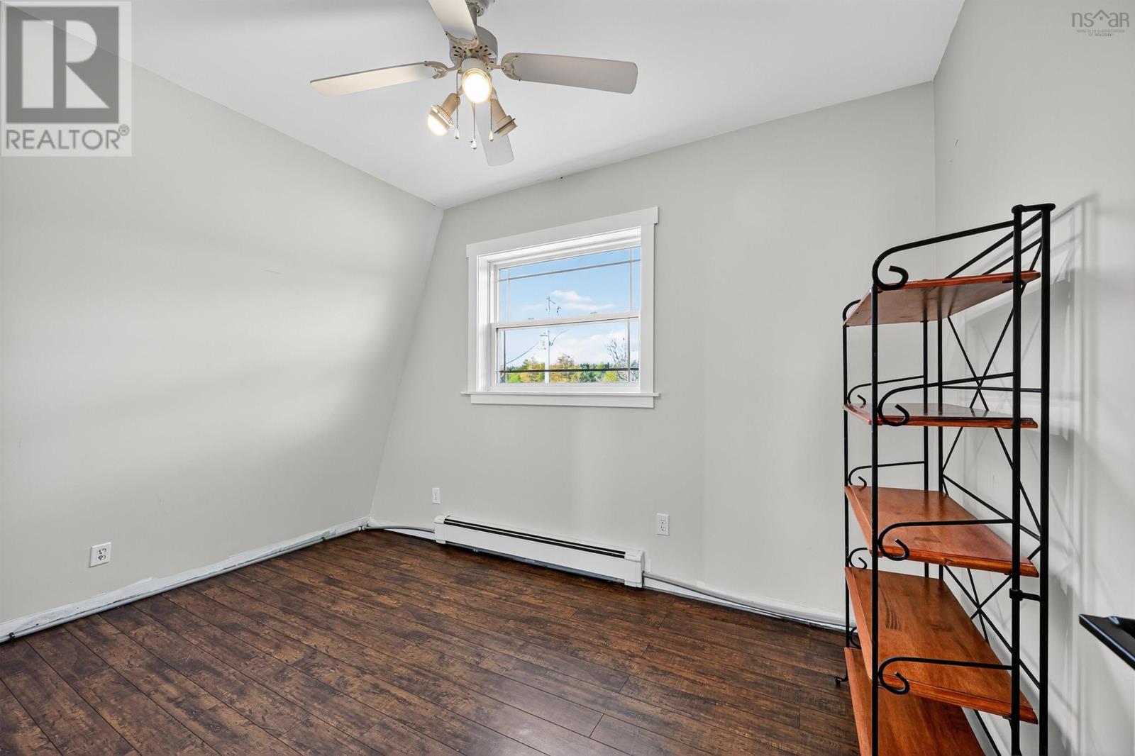 7715 Gabarus Highway Highway, Gabarus, Nova Scotia  B1K 2A7 - Photo 34 - 202528465