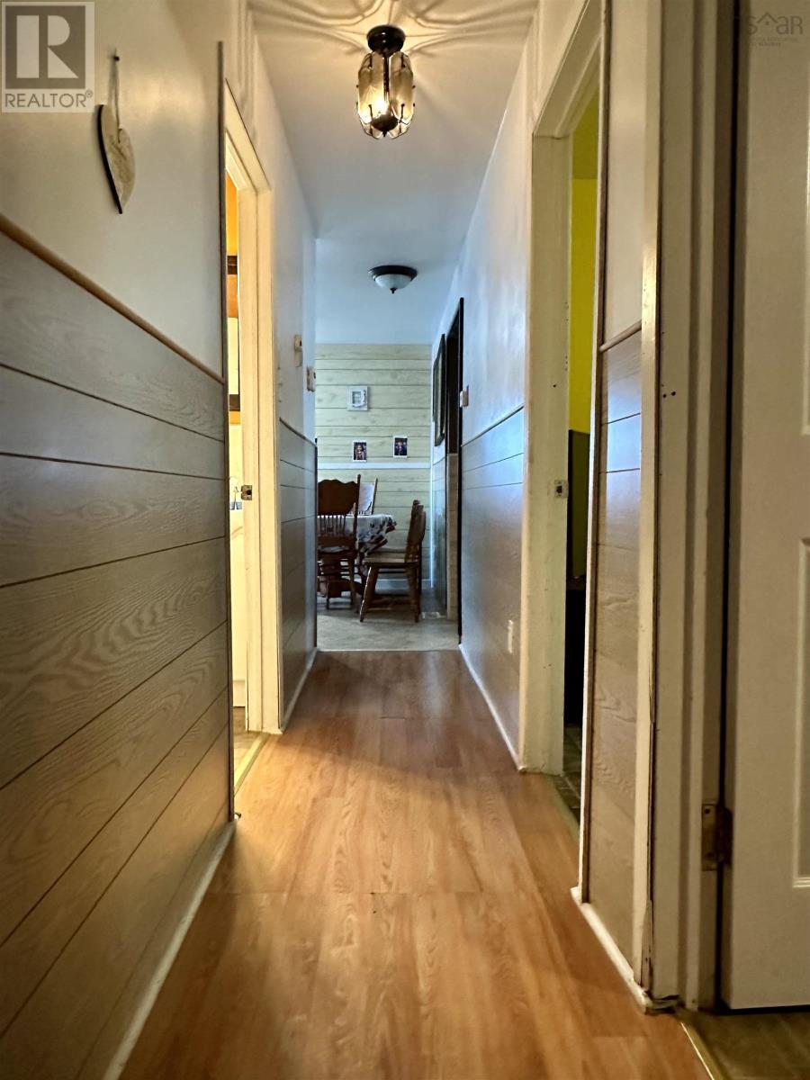 19 Peck Street, Sydney Mines, Nova Scotia  B1V 1V2 - Photo 12 - 202528549