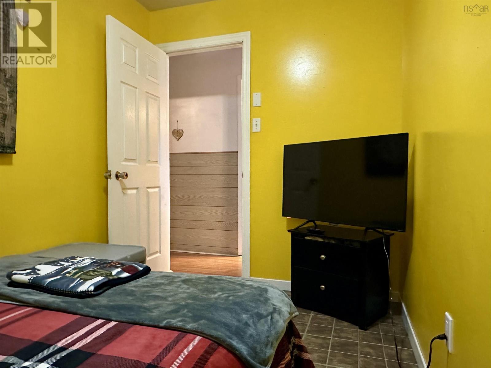 19 Peck Street, Sydney Mines, Nova Scotia  B1V 1V2 - Photo 17 - 202528549