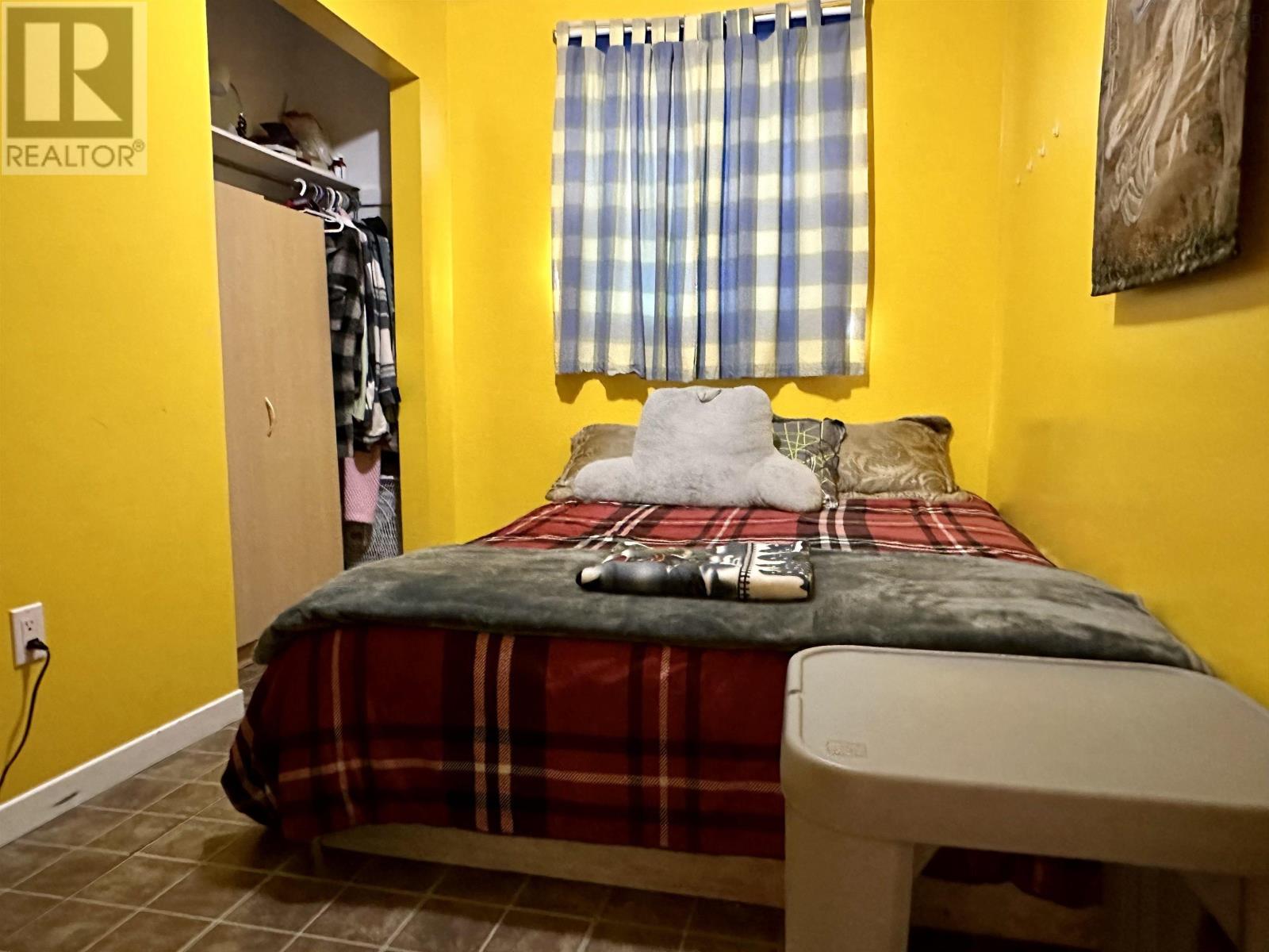 19 Peck Street, Sydney Mines, Nova Scotia  B1V 1V2 - Photo 18 - 202528549