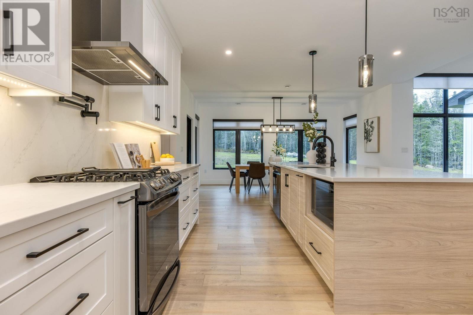 64 Shady Vista Drive, Hatchet Lake, Nova Scotia  B3T 1V4 - Photo 8 - 202528560