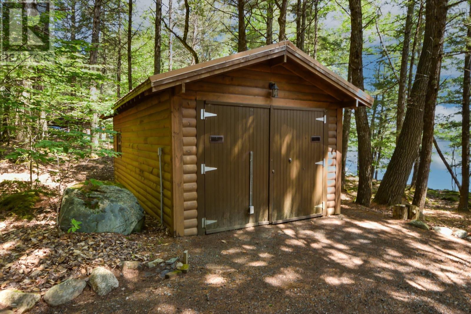 491 Peters Point Road, South Brookfield, Nova Scotia  B0T 1X0 - Photo 2 - 202528665