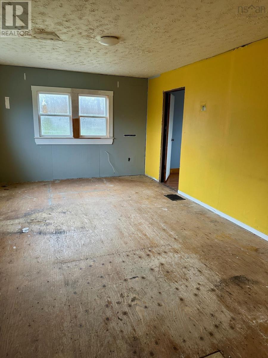 84 Chambers Road, Brooklyn, Nova Scotia  B0N 2A0 - Photo 6 - 202528692