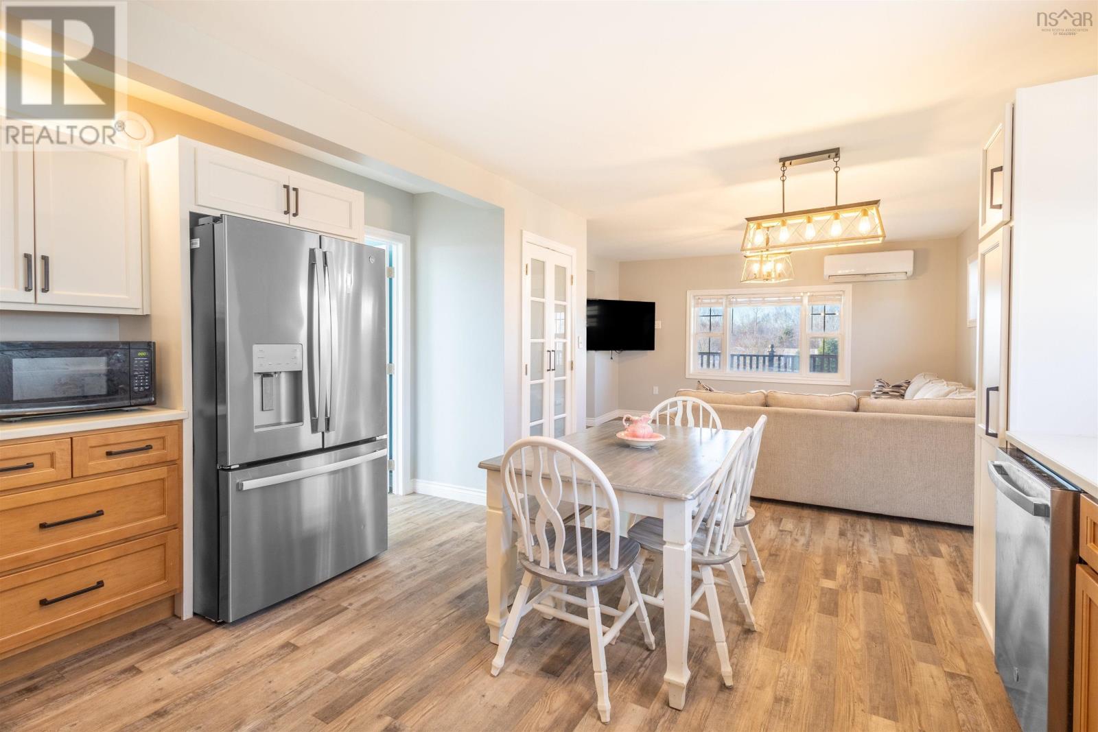 157 Lake Road, Glace Bay, Nova Scotia  B1A 2G8 - Photo 16 - 202528735