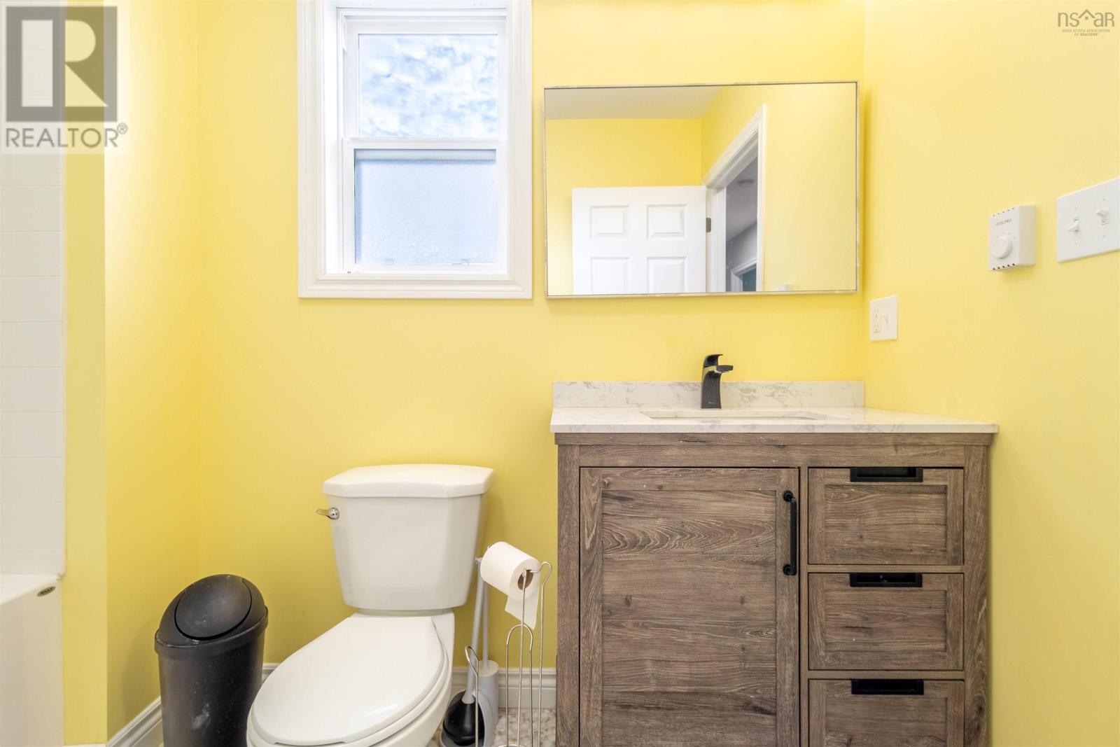 157 Lake Road, Glace Bay, Nova Scotia  B1A 2G8 - Photo 31 - 202528735