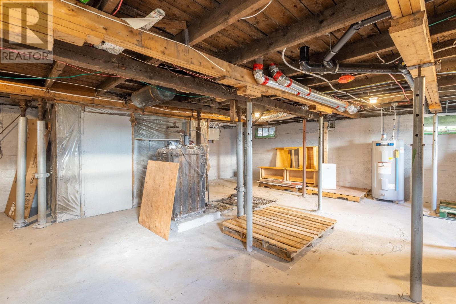 157 Lake Road, Glace Bay, Nova Scotia  B1A 2G8 - Photo 34 - 202528735