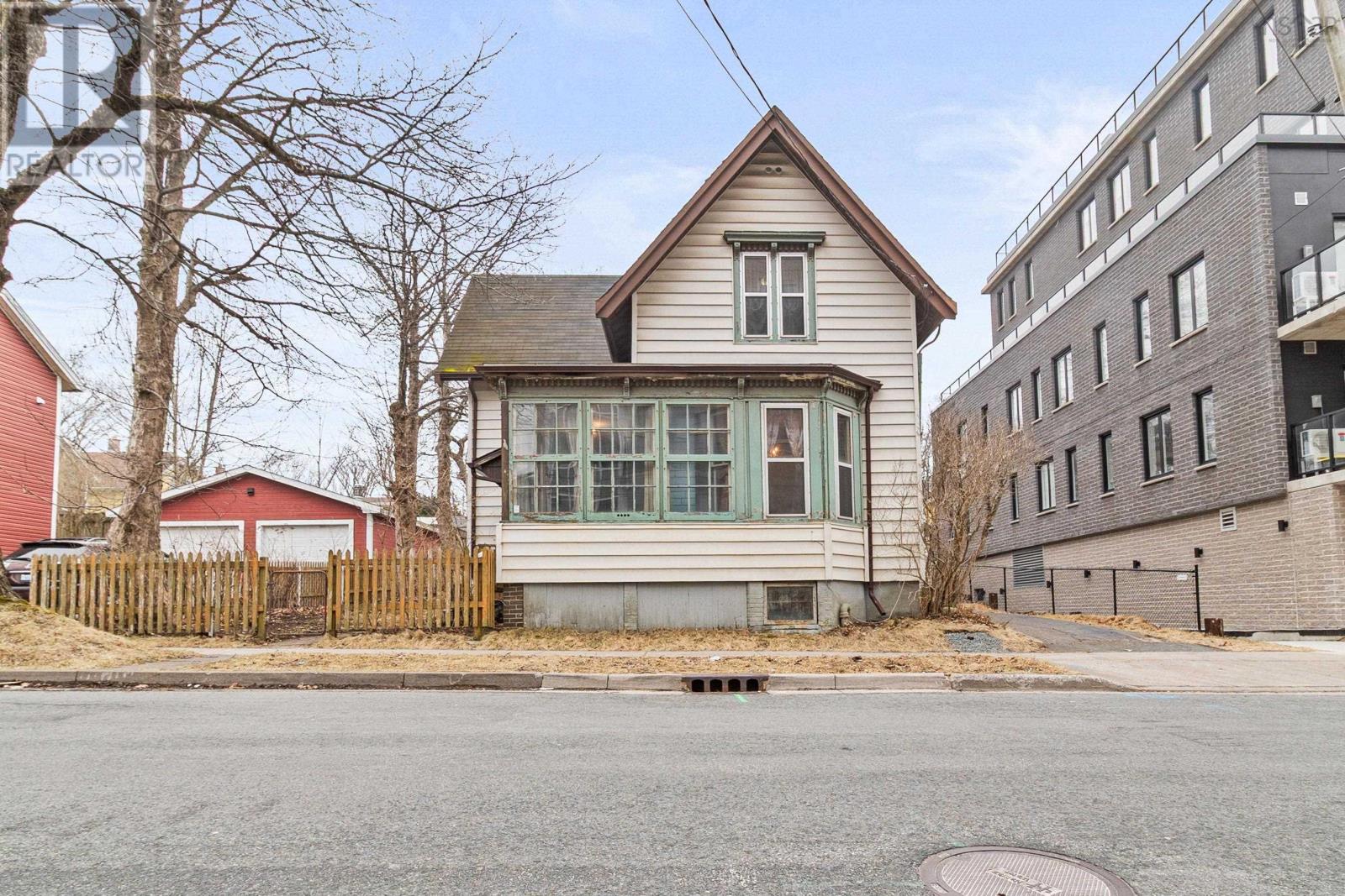 2746 Gladstone Street, Halifax, Nova Scotia  B3K 4W5 - Photo 5 - 202528748