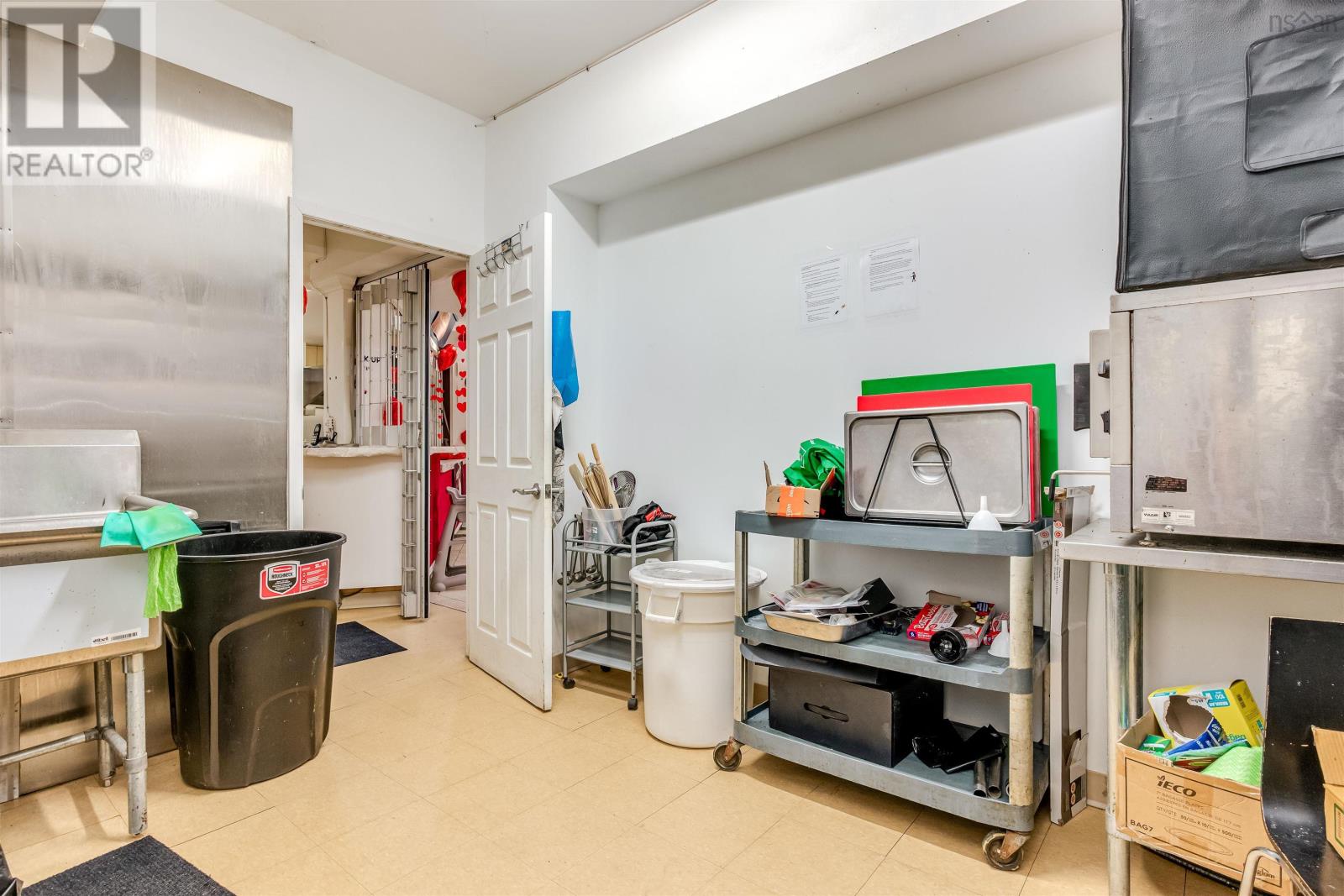 103 5460 Spring Garden Road Unit 103, Halifax Peninsula, Nova Scotia  B3J 3M7 - Photo 12 - 202528754