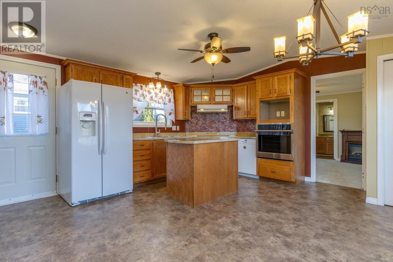 12 Eighth Street, Lucasville, Nova Scotia  B4B 1R4 - Photo 16 - 202528794