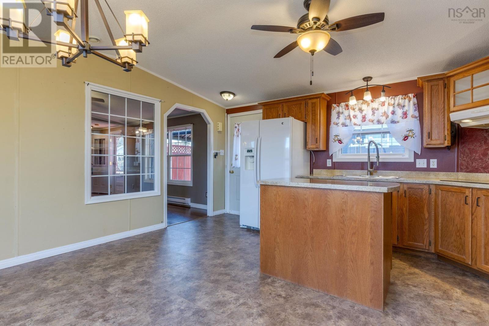 12 Eighth Street, Lucasville, Nova Scotia  B4B 1R4 - Photo 18 - 202528794