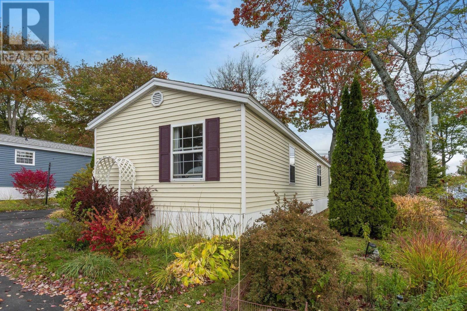 12 Eighth Street, Lucasville, Nova Scotia  B4B 1R4 - Photo 7 - 202528794