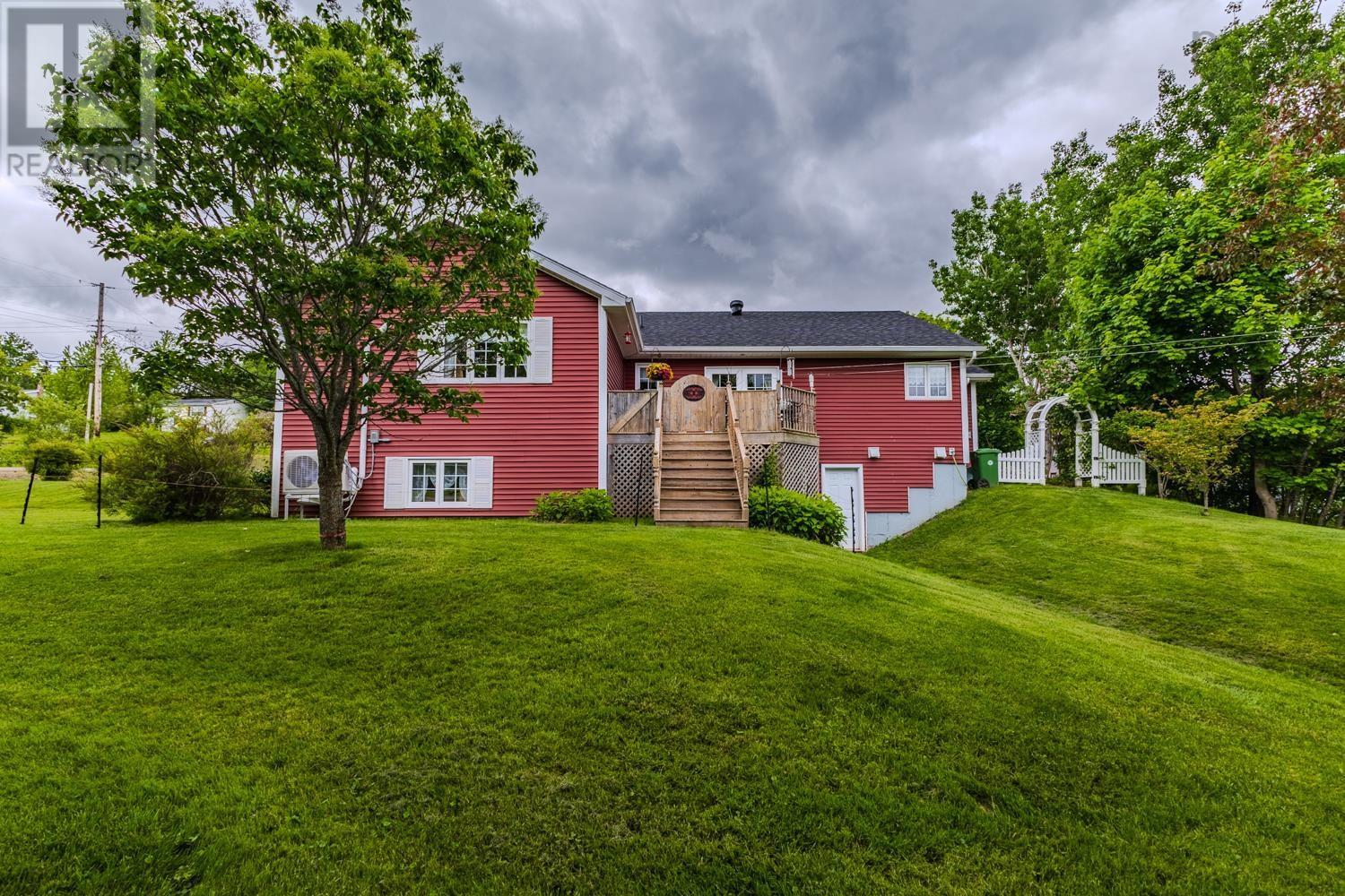 157 Parkwood South, Truro Heights, Nova Scotia  B6L 1M1 - Photo 4 - 202528865