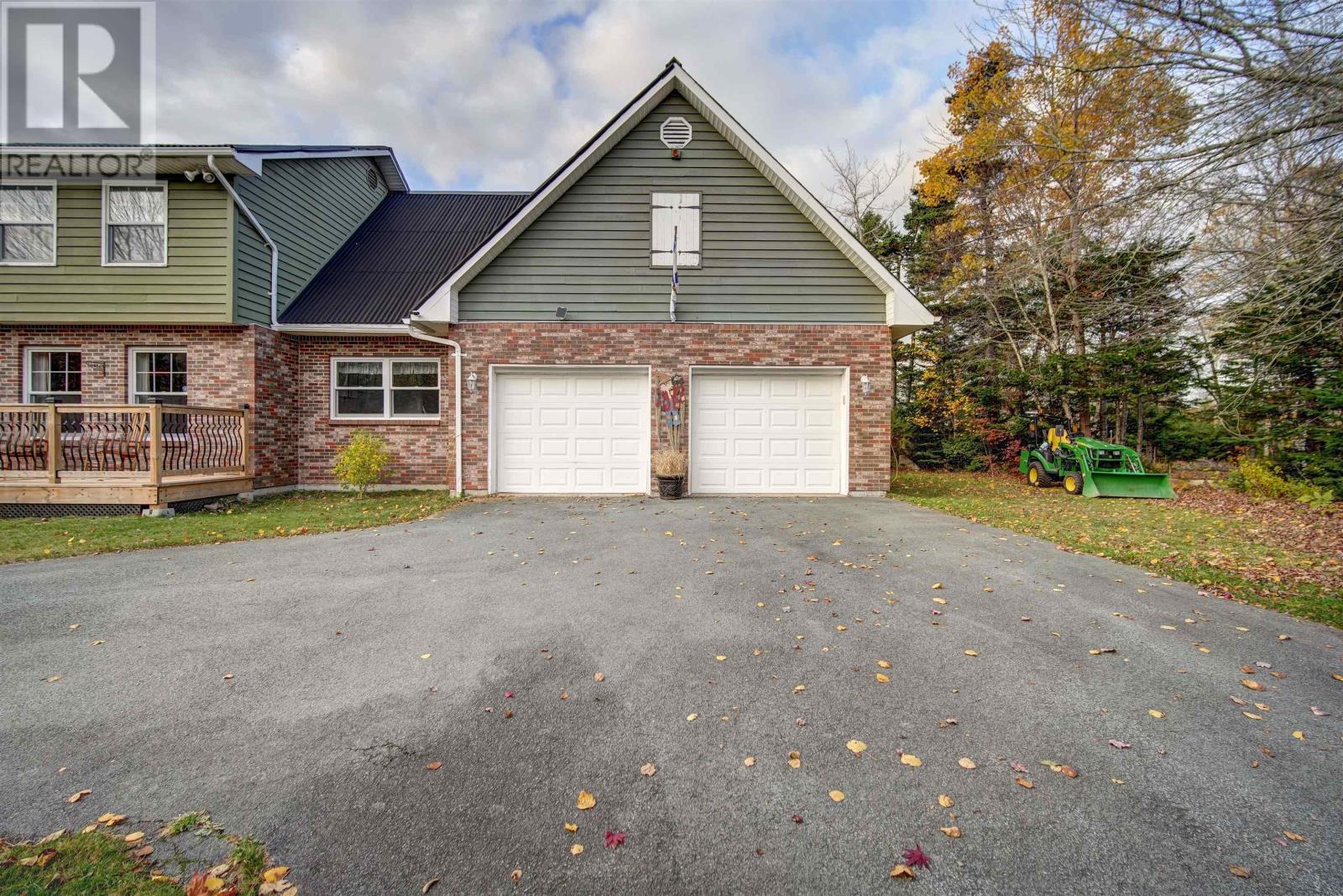 18 Mahar Drive, Shad Bay, Nova Scotia  B3T 2B6 - Photo 9 - 202528870