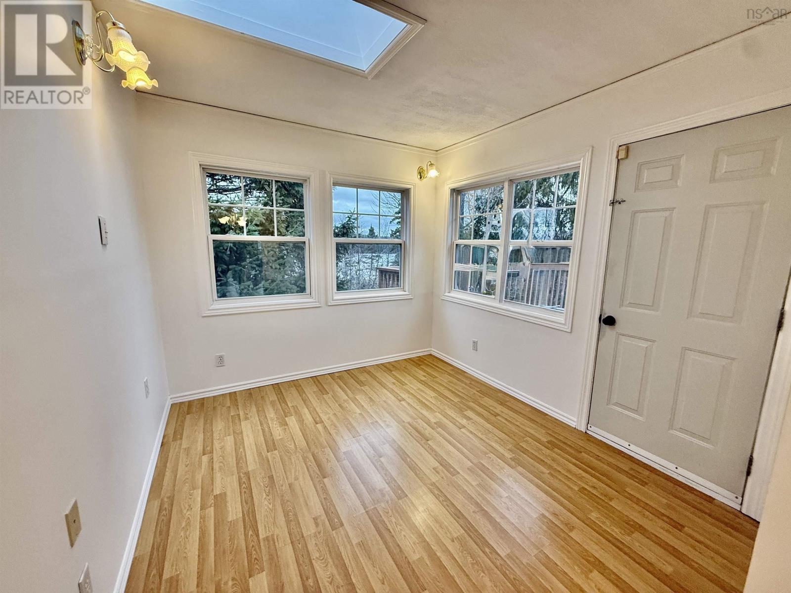 16 Mathers Court, Timberlea, Nova Scotia  B3T 1A4 - Photo 10 - 202528990