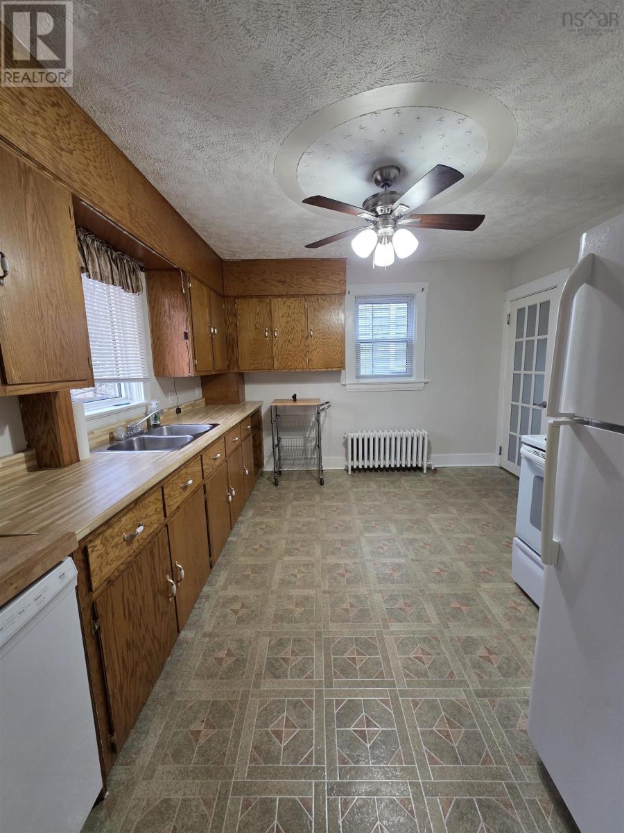 179 Union Street, Sydney, Nova Scotia  B1P 4Y2 - Photo 5 - 202529018