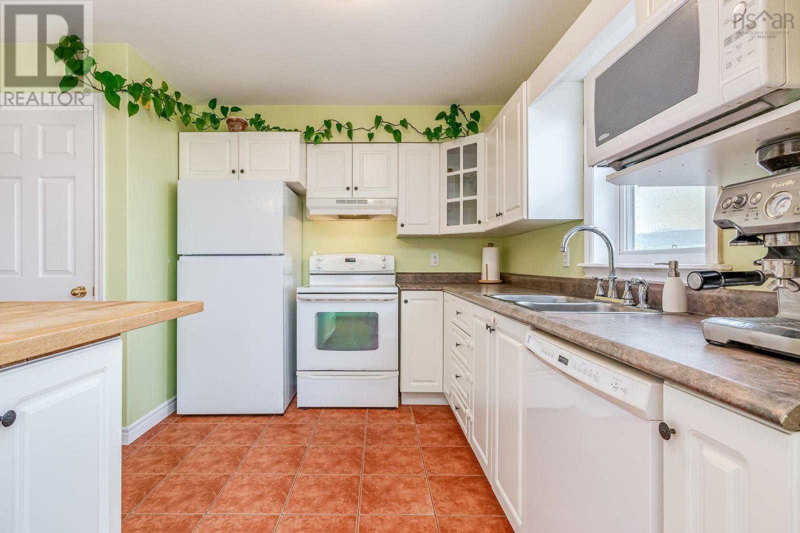 124 Sheppards Run, Beechville Estates, Nova Scotia  B3T 2E8 - Photo 11 - 202529030