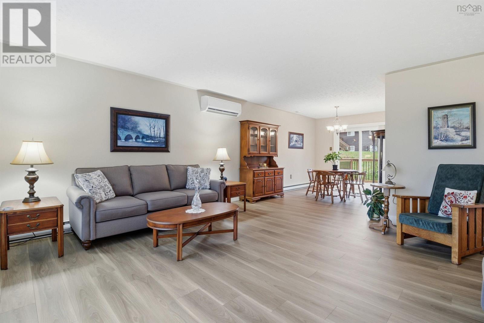 55 Oakmount Drive, Bedford, Nova Scotia  B4A 2W1 - Photo 7 - 202529033