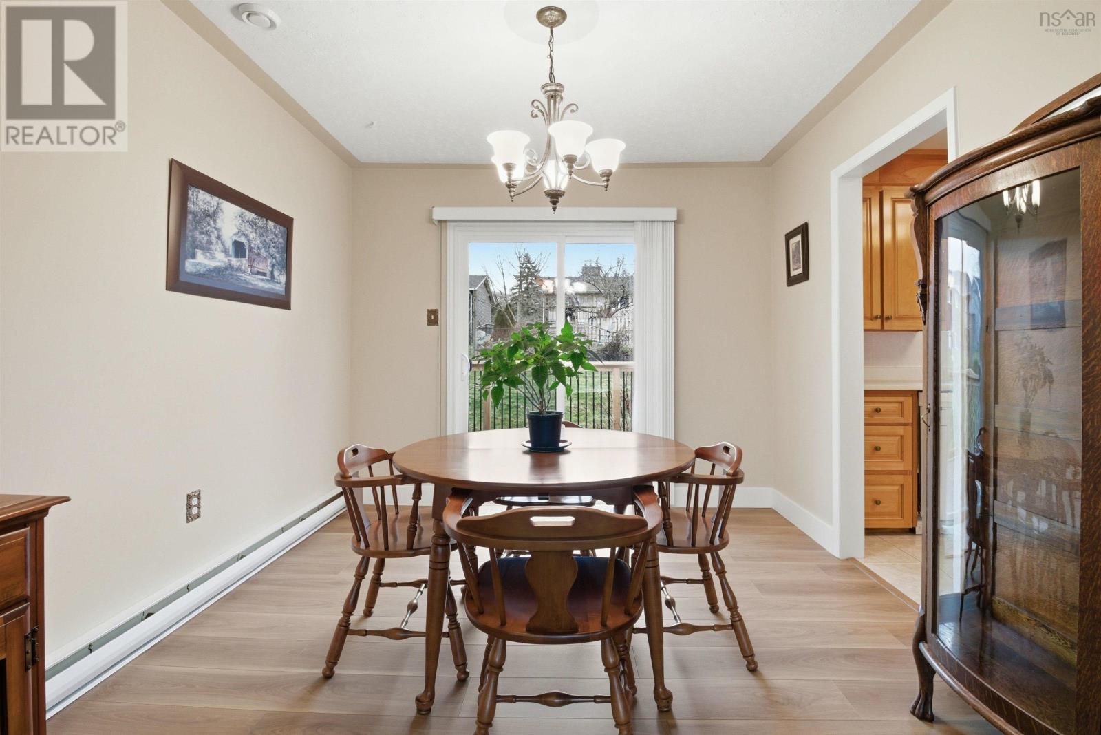 55 Oakmount Drive, Bedford, Nova Scotia  B4A 2W1 - Photo 9 - 202529033