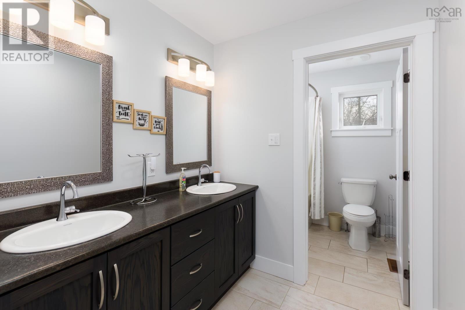 4566 St Margarets Bay Road, Lewis Lake, Nova Scotia  B3Z 1C4 - Photo 31 - 202529047