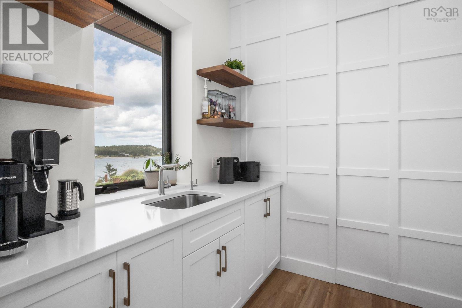 1766 Highway 304, Cape Forchu, Nova Scotia  B5A 5G7 - Photo 10 - 202529051