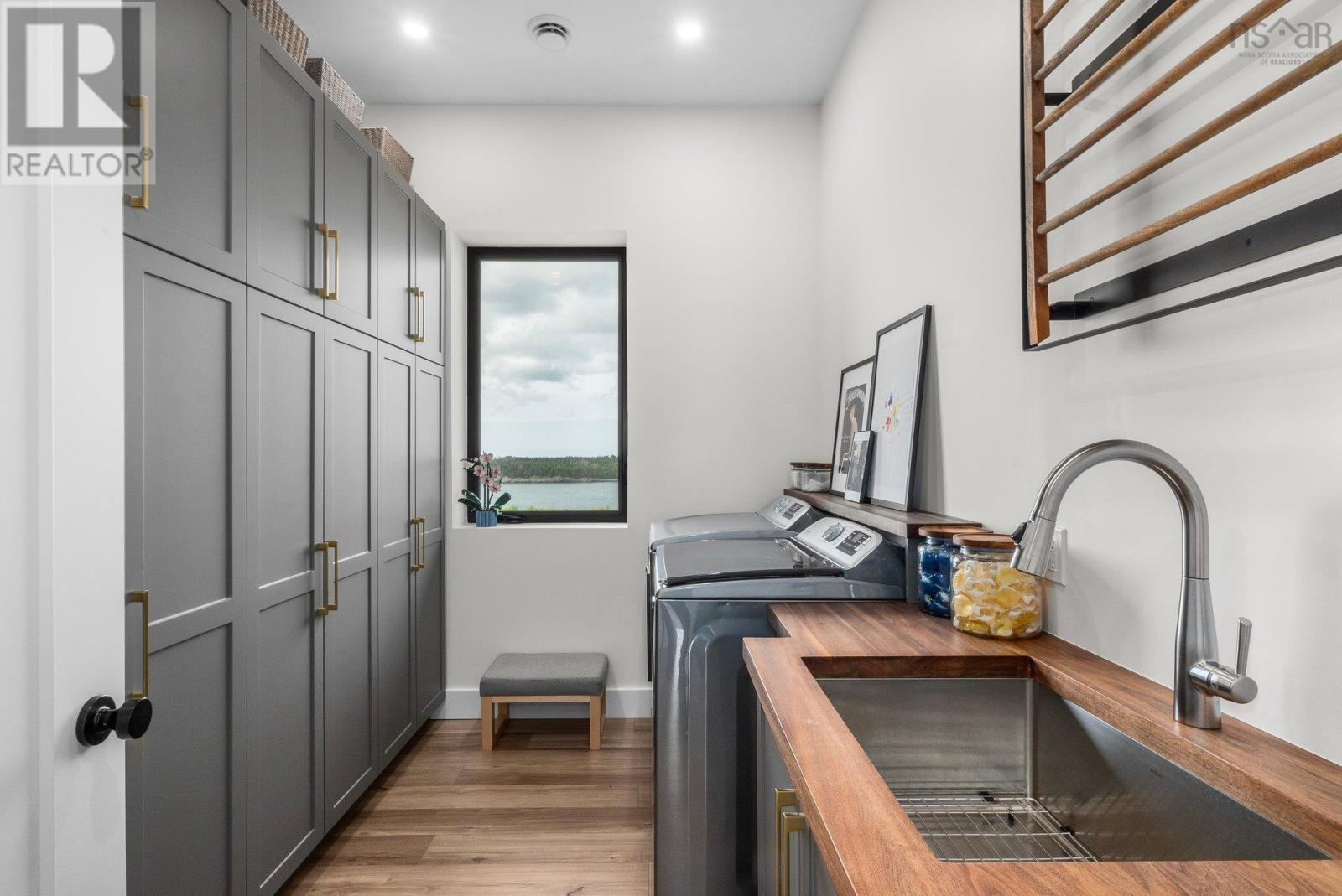 1766 Highway 304, Cape Forchu, Nova Scotia  B5A 5G7 - Photo 17 - 202529051