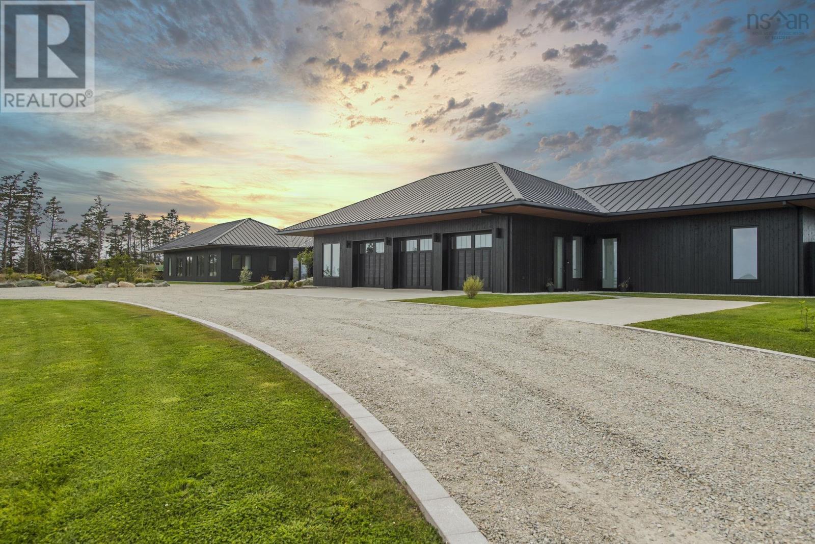 1766 Highway 304, Cape Forchu, Nova Scotia  B5A 5G7 - Photo 5 - 202529051