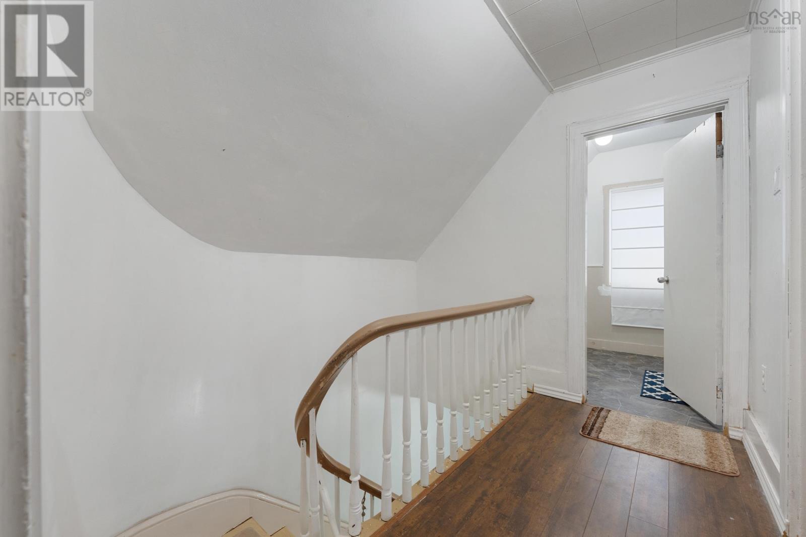 1 Whipple Street, Yarmouth, Nova Scotia  B5A 1W3 - Photo 17 - 202529071