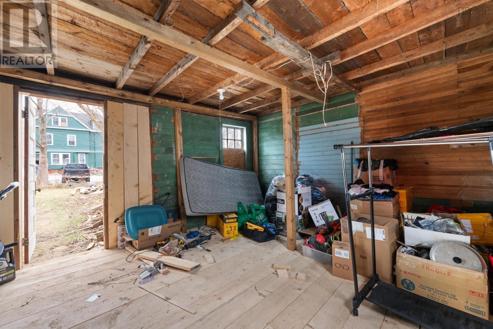 1 Whipple Street, Yarmouth, Nova Scotia  B5A 1W3 - Photo 26 - 202529071