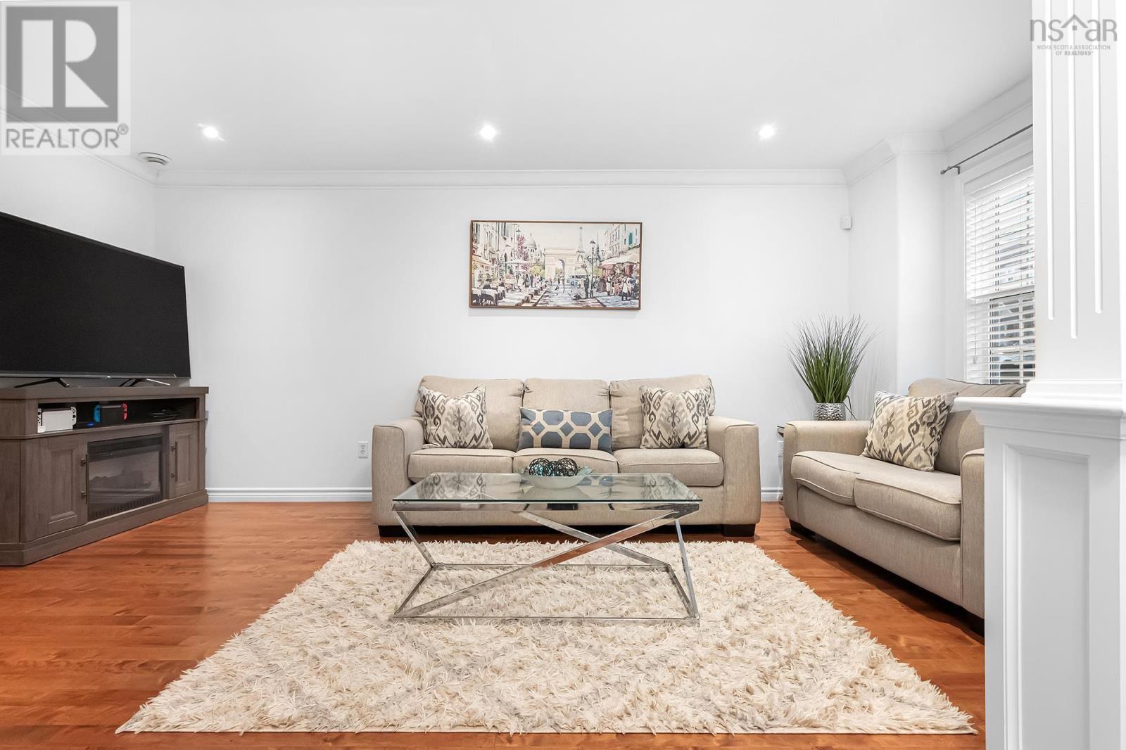 18 Outrigger Crescent, Halifax, Nova Scotia  B3M 4V8 - Photo 4 - 202529080