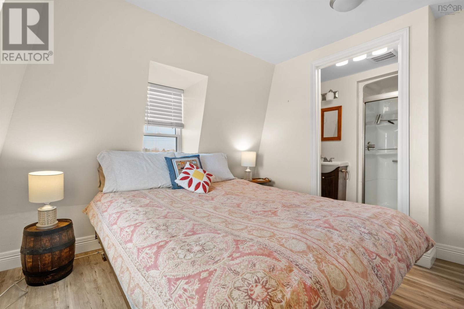 125 The Point Road, Blue Rocks, Nova Scotia  B0J 2C0 - Photo 28 - 202529086