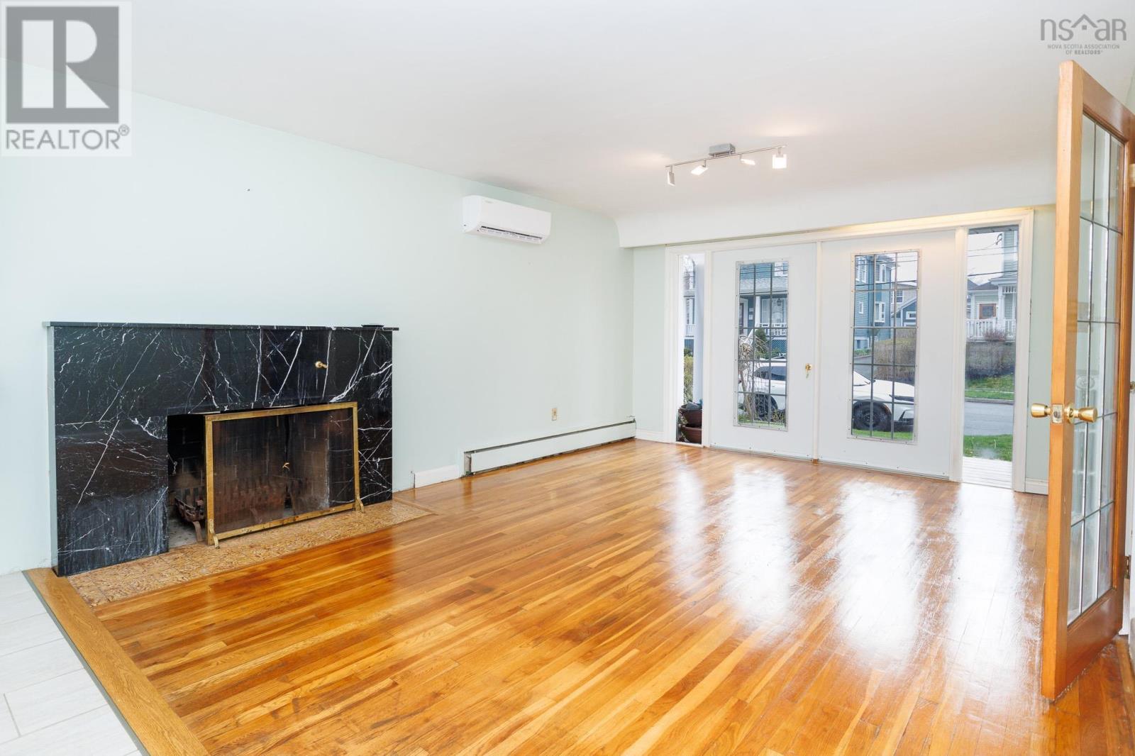 79 Whitney Avenue, Sydney, Nova Scotia  B1P 4Z8 - Photo 13 - 202529103