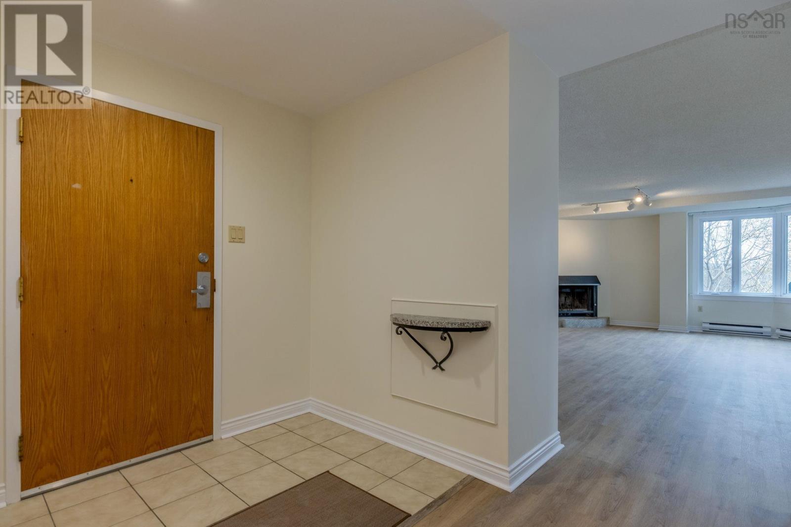 110 1350 Oxford Street, Halifax, Nova Scotia  B3H 3Y8 - Photo 2 - 202529111