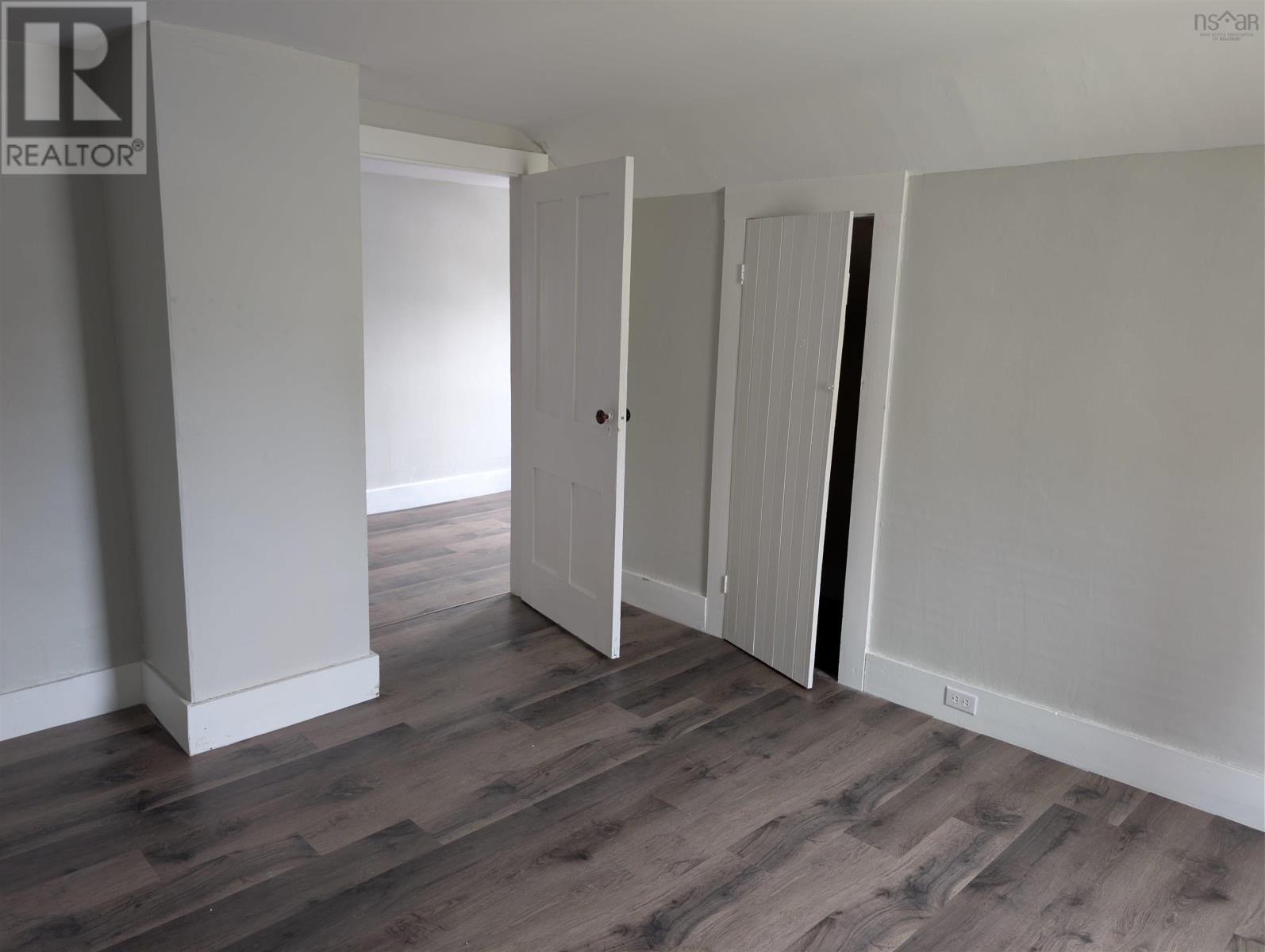 52 Queen Street, Truro, Nova Scotia  B2N 2B1 - Photo 9 - 202529135