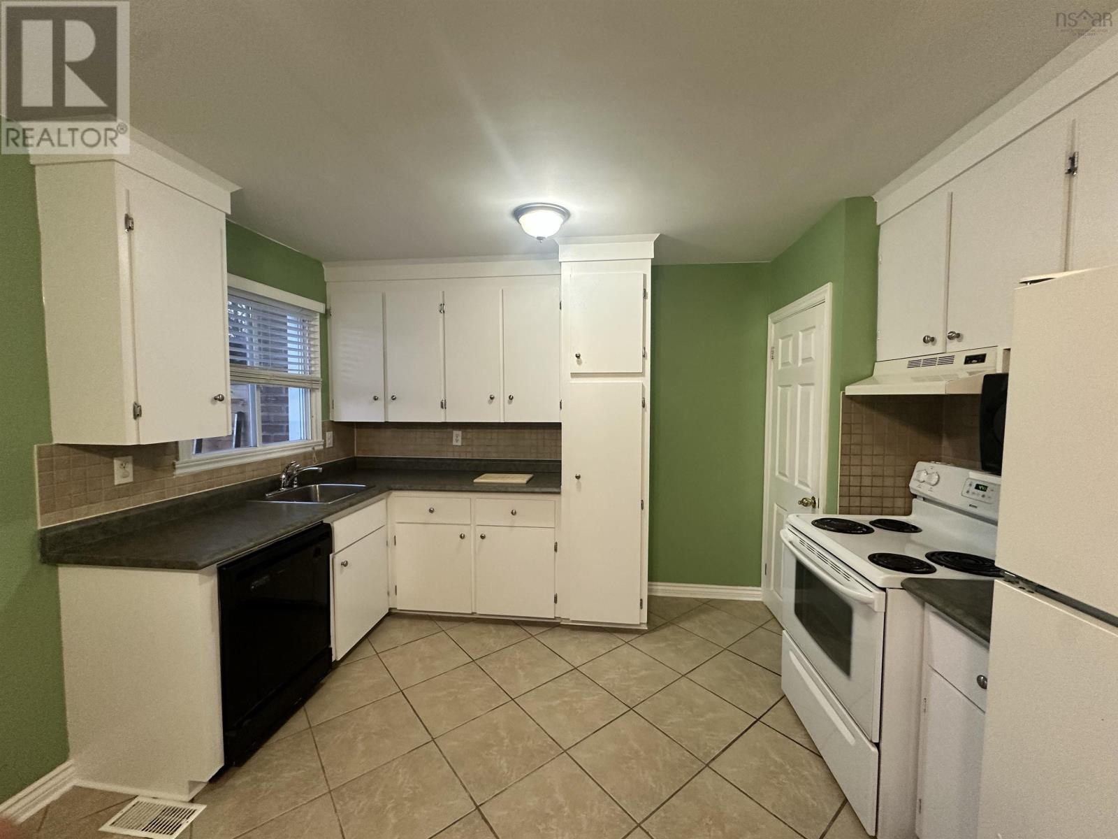 123b Adelaide Avenue, Halifax, Nova Scotia  B3N 2P1 - Photo 8 - 202529136