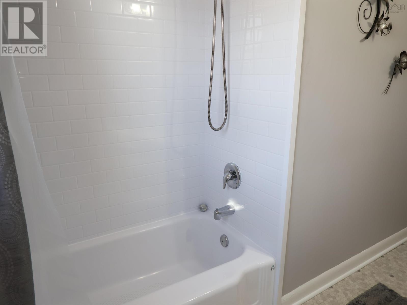 30 Harold Street, Sydney, Nova Scotia  B1P 3L9 - Photo 13 - 202529139