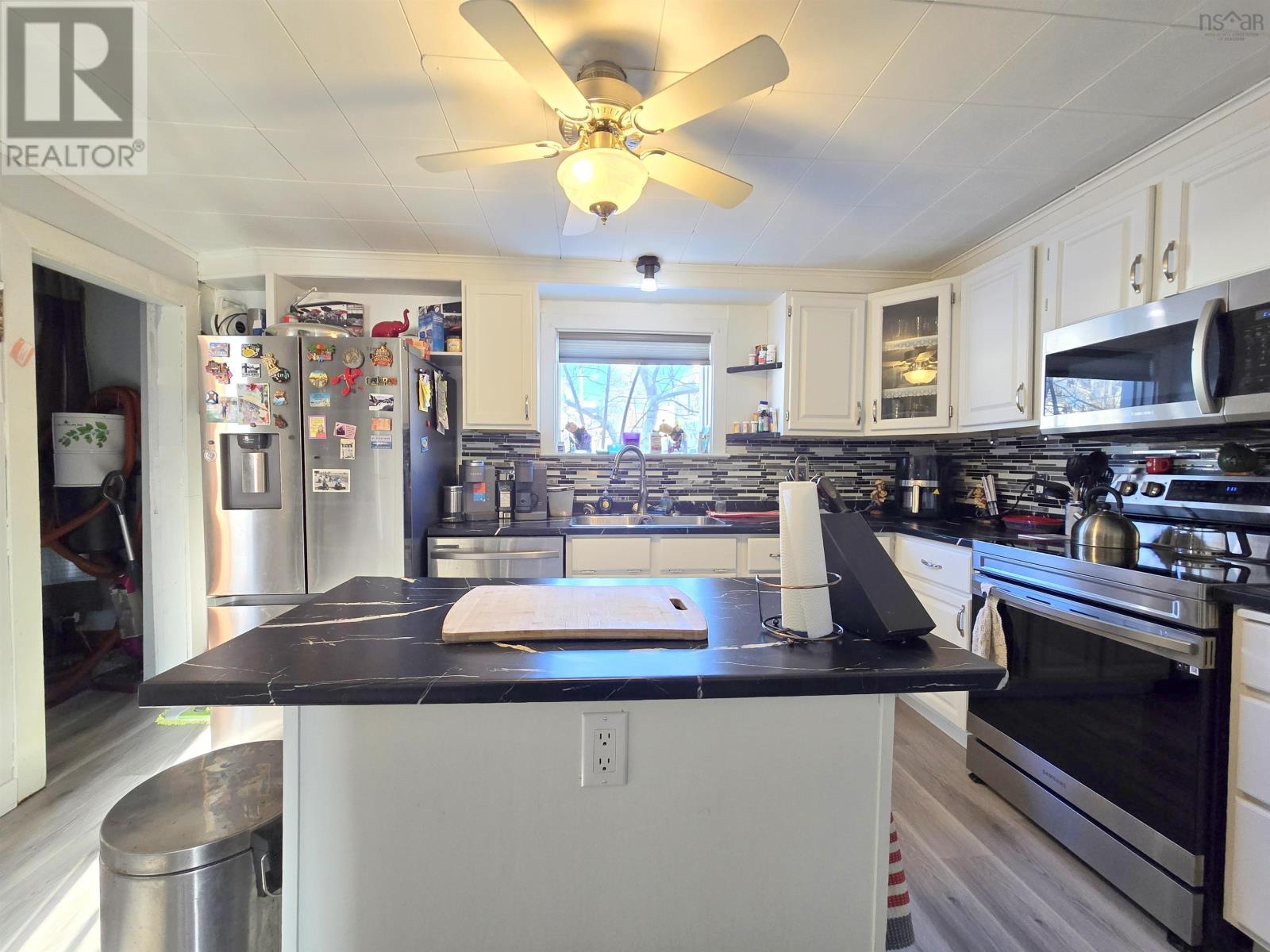 13 Belmont Street, Amherst, Nova Scotia  B4H 2E3 - Photo 13 - 202529174