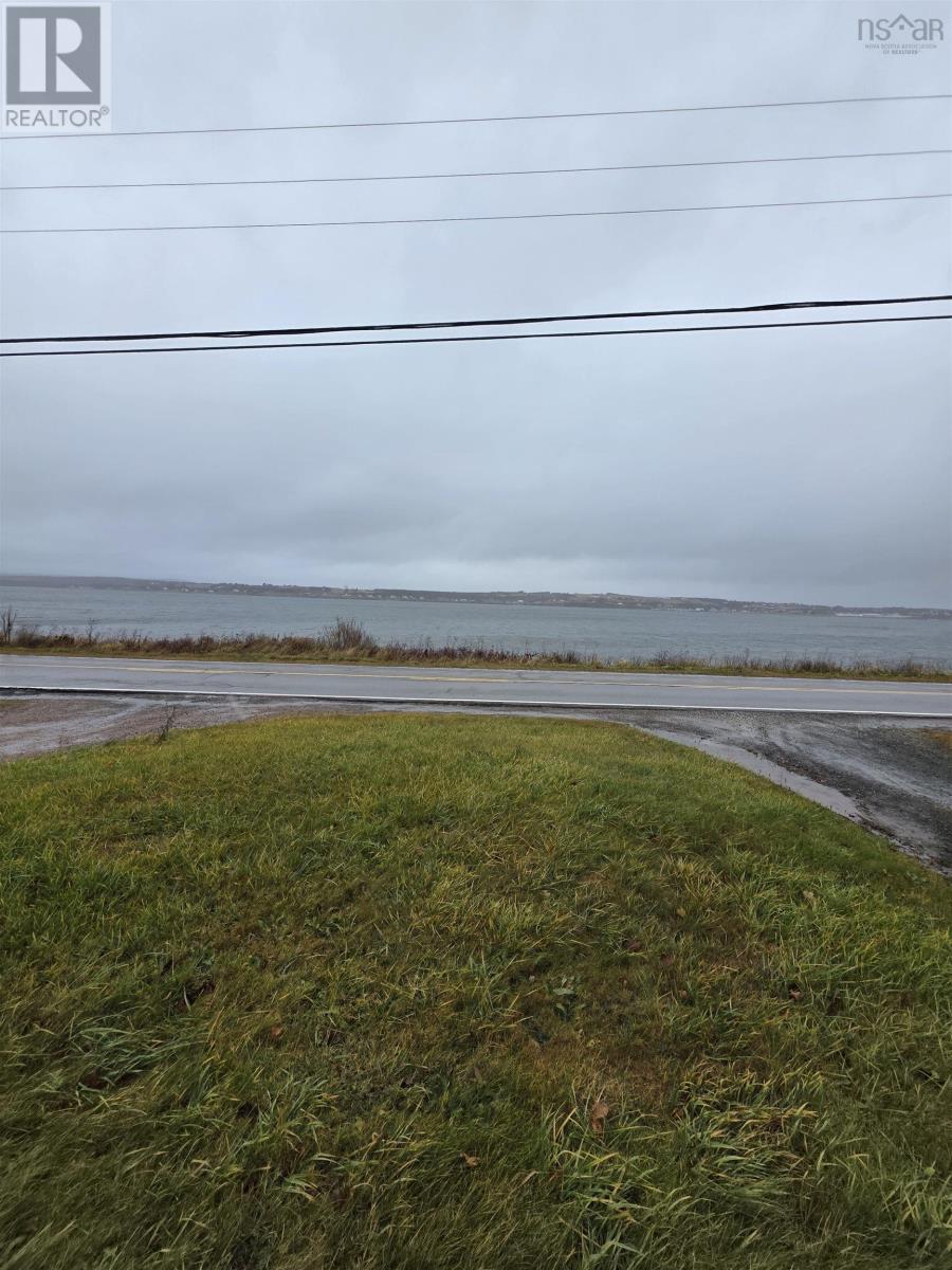 2345 Highway 239 Highway, Point Edward, Nova Scotia  B2A 4R3 - Photo 3 - 202529324