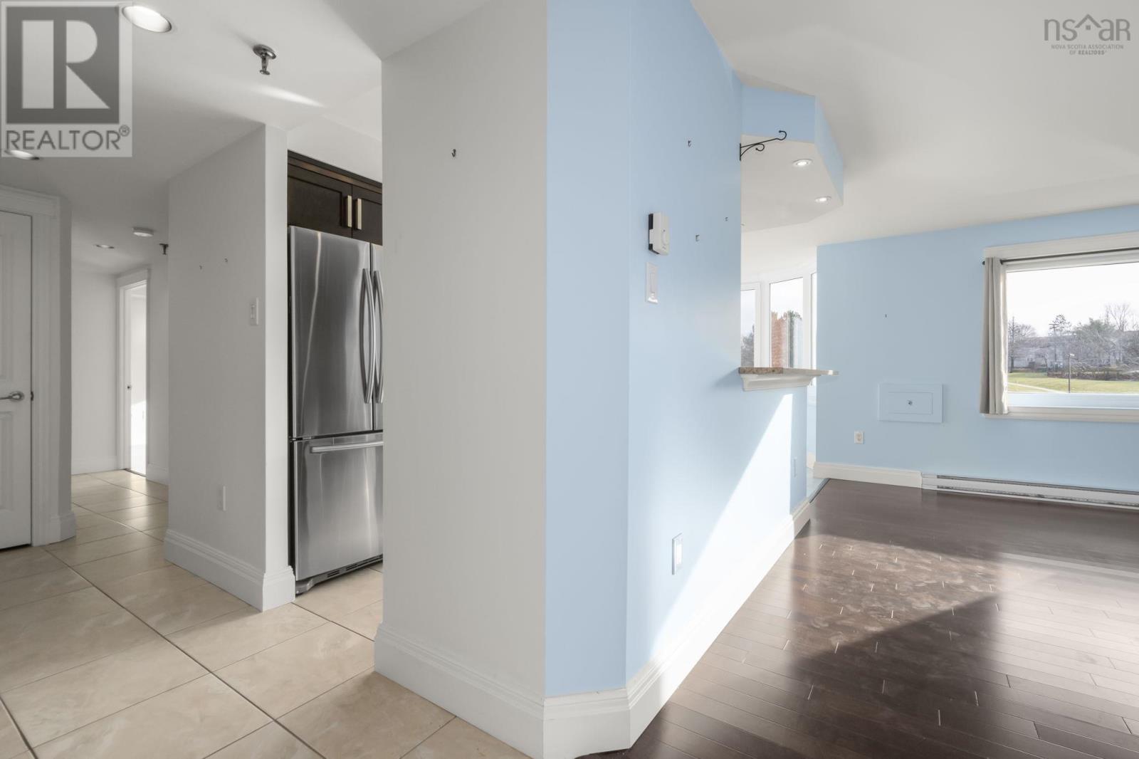 324 45 Vimy Ave., Halifax, Nova Scotia  B3M 4C5 - Photo 2 - 202529325