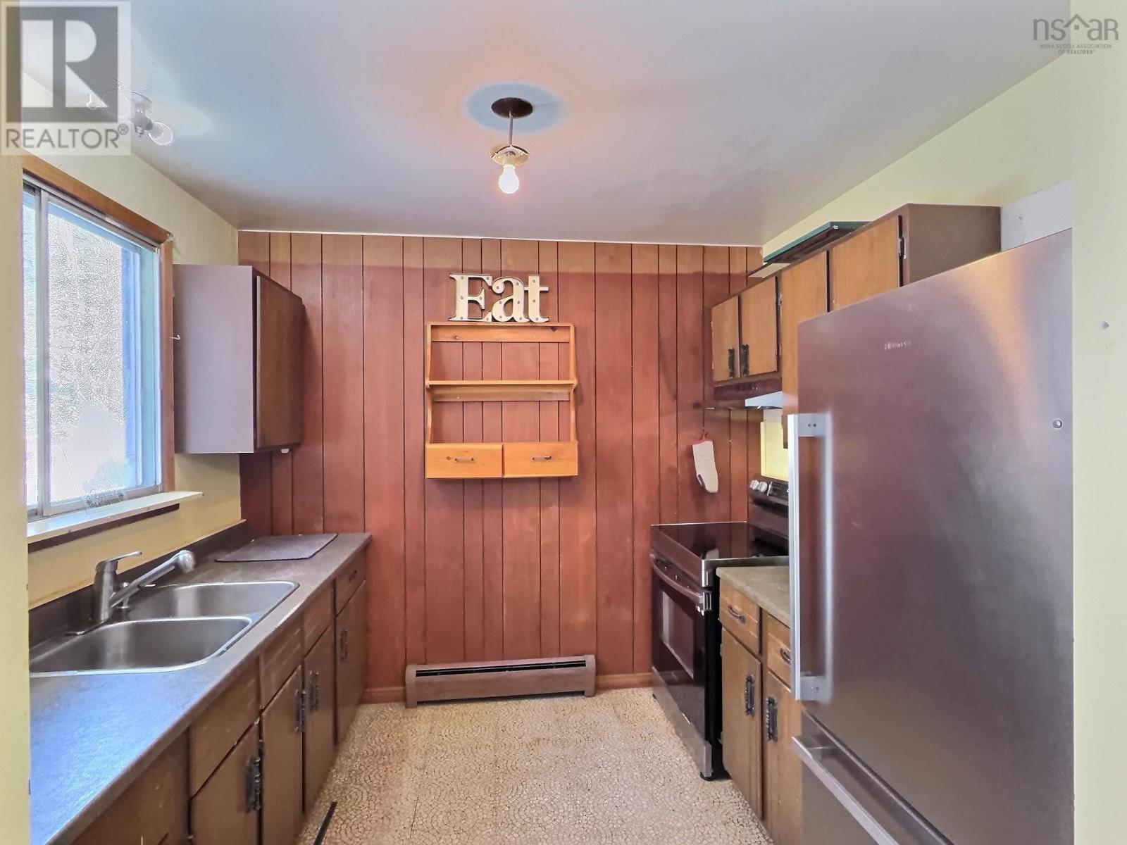 11558 Ns-224, Middle Musquodoboit, Nova Scotia  B0N 1X0 - Photo 3 - 202529369