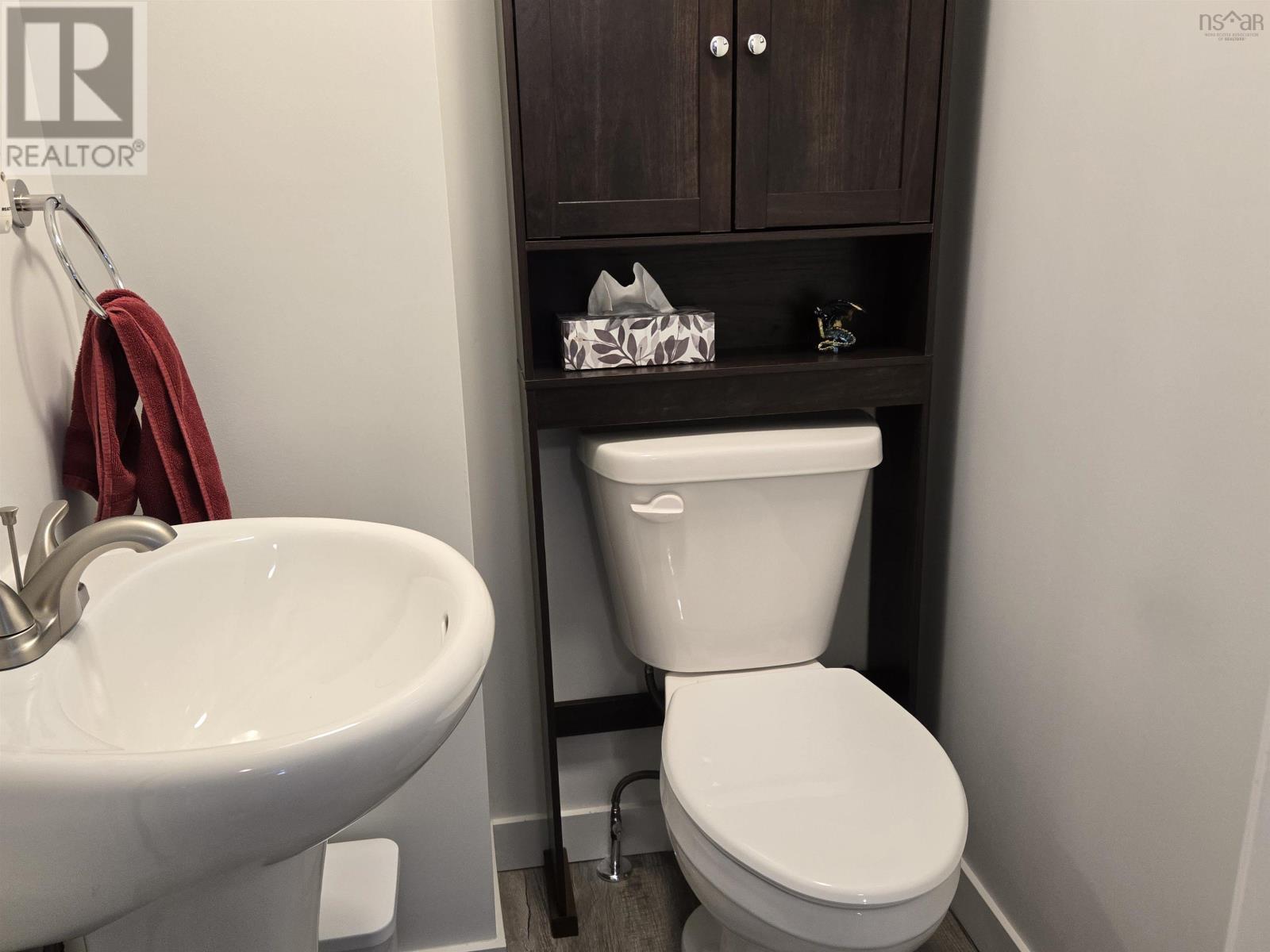 2005 East Prince Street, Salmon River, Nova Scotia  B2N 1K2 - Photo 11 - 202529387