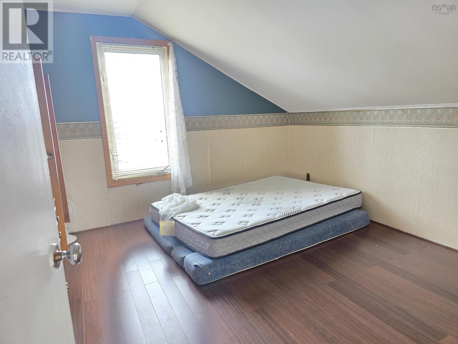 374 Alexandra Street, Sydney, Nova Scotia  B1S 2G4 - Photo 9 - 202529401