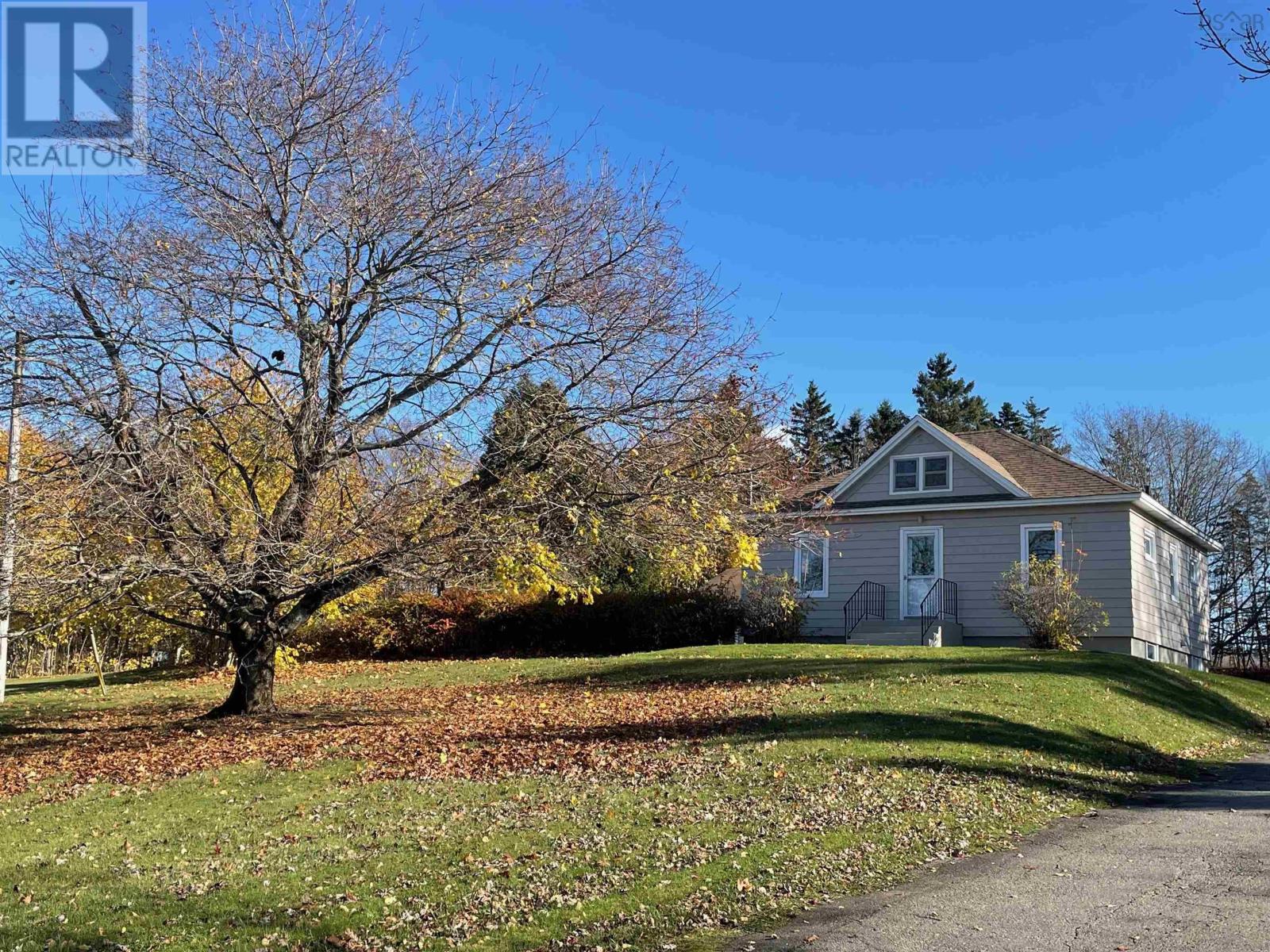 17 Howie Drive, Sydney River, Nova Scotia  B1S 1K8 - Photo 7 - 202529417