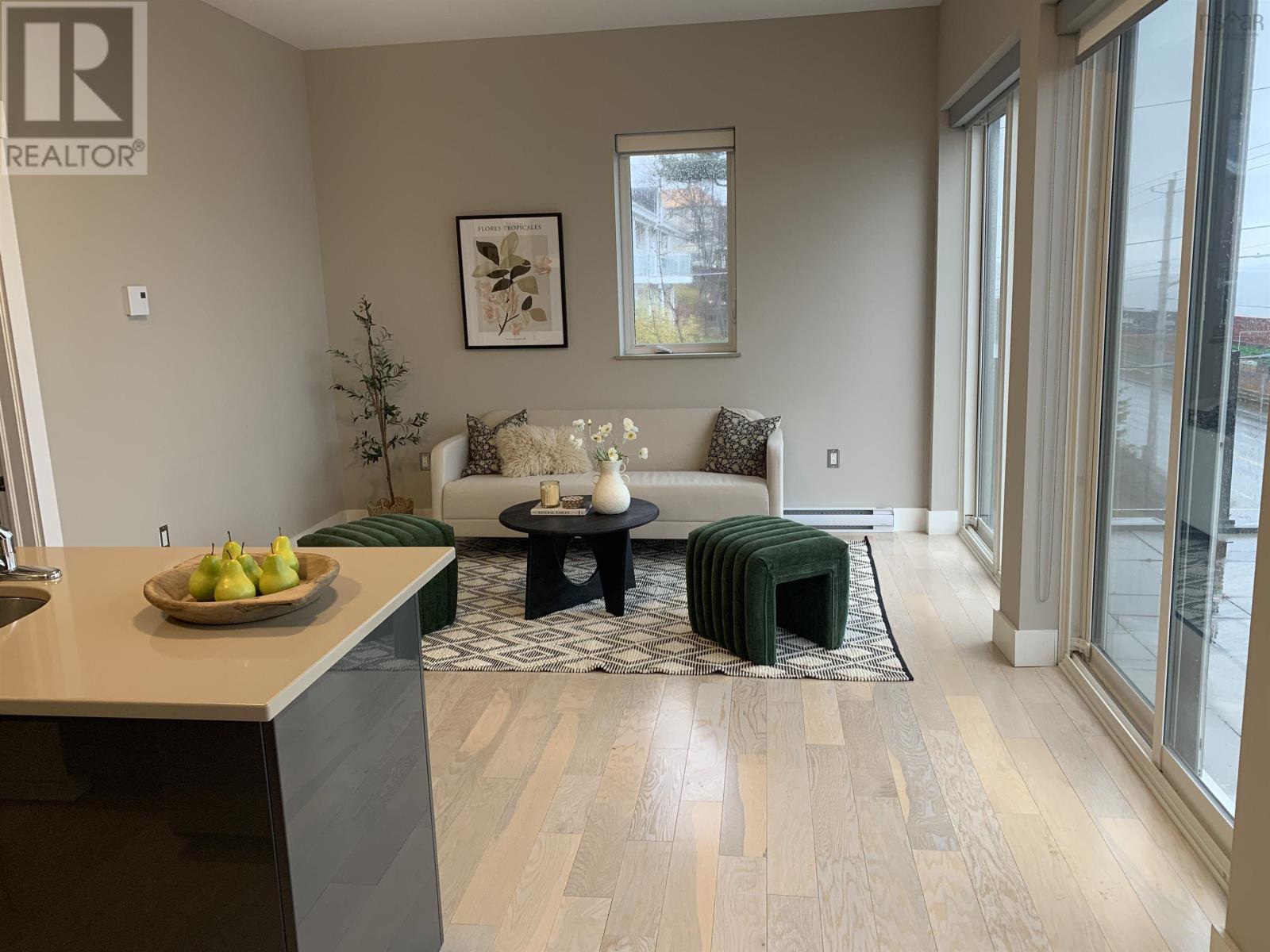 7 Bayview Road, Halifax, Nova Scotia  B3M 3Y9 - Photo 2 - 202529421