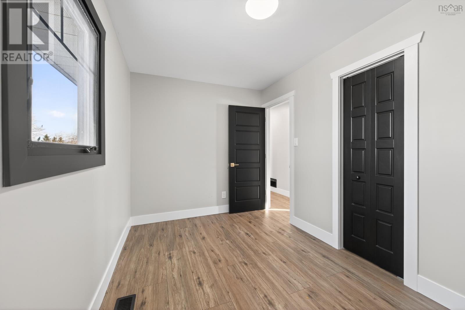 56 Stanfeild Street      Sydney, Sydney, Nova Scotia  B1P 3X5 - Photo 19 - 202529422