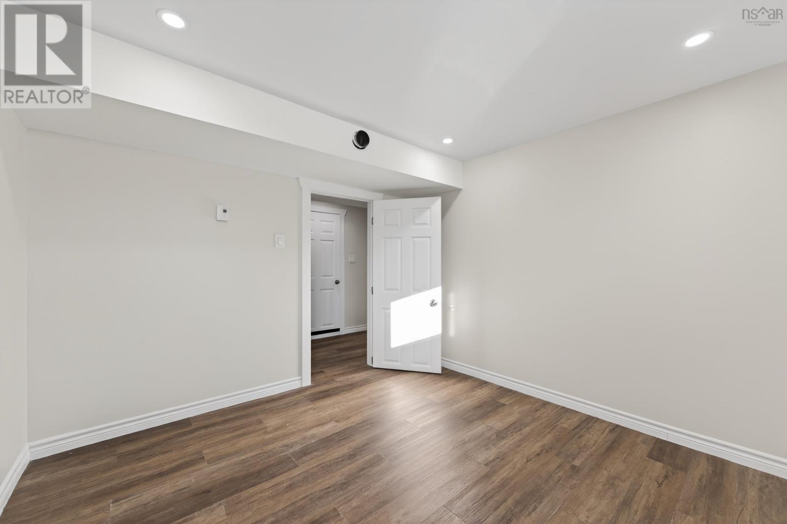 56 Stanfeild Street      Sydney, Sydney, Nova Scotia  B1P 3X5 - Photo 21 - 202529422